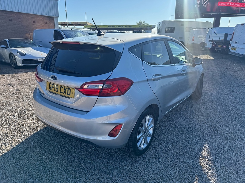 Ford Fiesta T EcoBoost Titanium - U2798