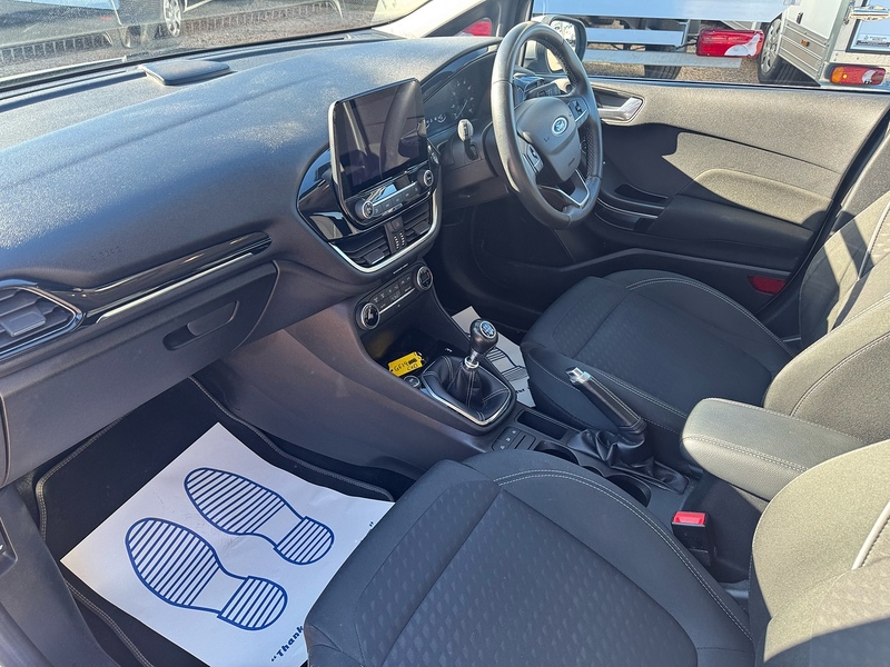 Ford Fiesta T EcoBoost Titanium - U2798