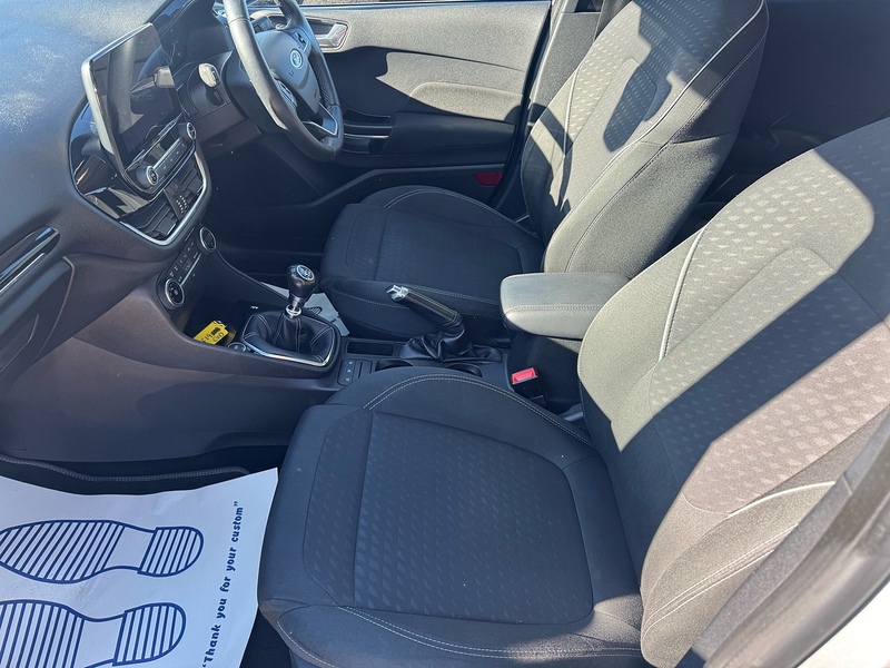 Ford Fiesta T EcoBoost Titanium - U2798