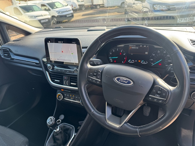 Ford Fiesta T EcoBoost Titanium - U2799