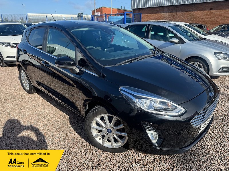 Ford Fiesta T EcoBoost Titanium - U2799