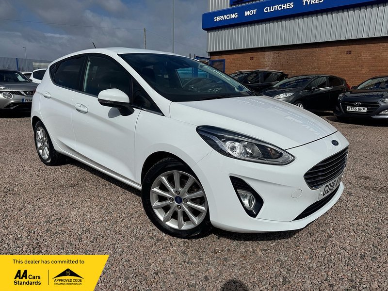Ford Fiesta T EcoBoost Titanium - U2800