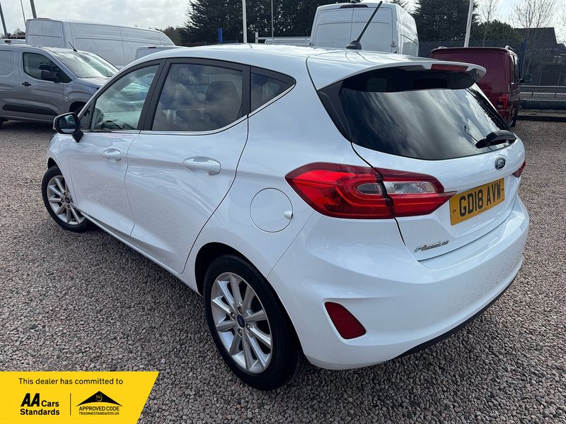 Ford Fiesta T EcoBoost Titanium - U2800