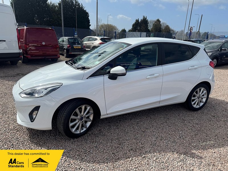 Ford Fiesta T EcoBoost Titanium - U2800