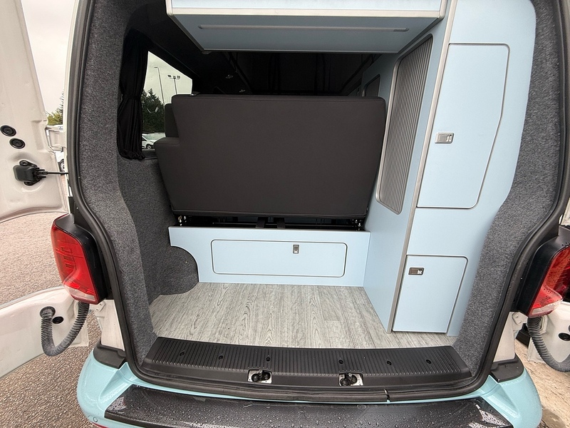 Volkswagen Transporter TDI T28 Camper - U2812