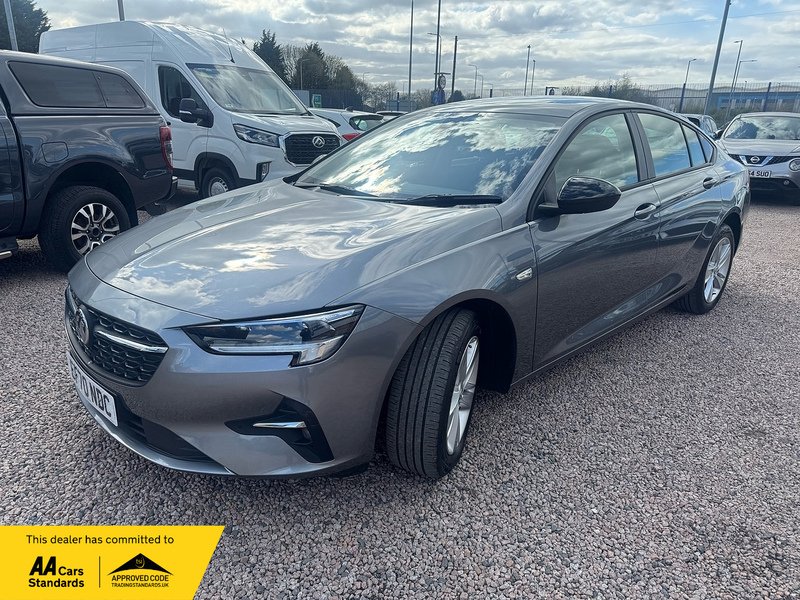 Vauxhall Insignia Turbo D SE Nav - U2816