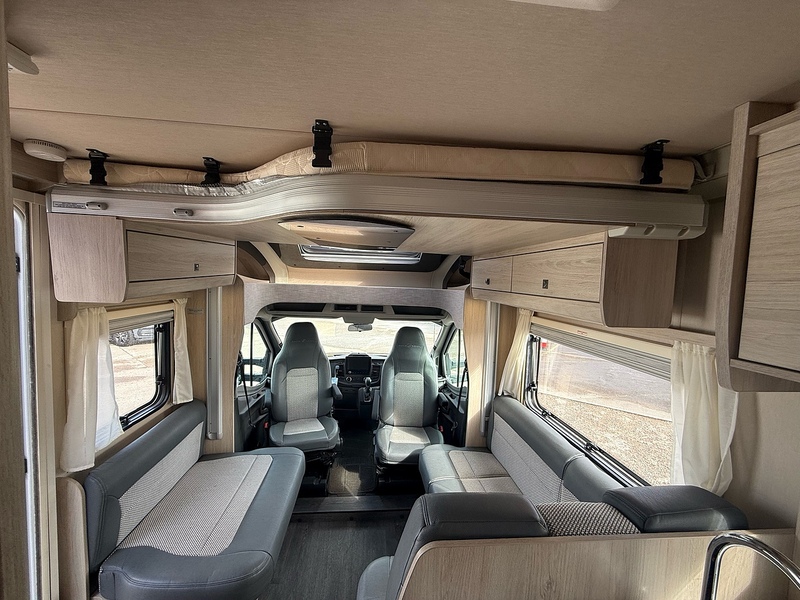 Ford AUTOTRAIL MOTORHOME F-72 AUTOTRAIL MOTORHOME F-72 - U2817