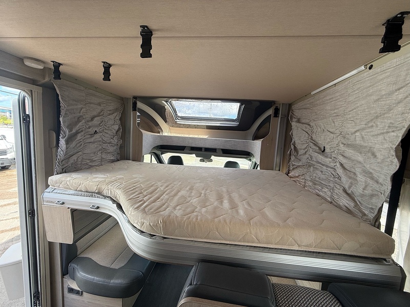 Ford AUTOTRAIL MOTORHOME F-72 AUTOTRAIL MOTORHOME F-72 - U2817