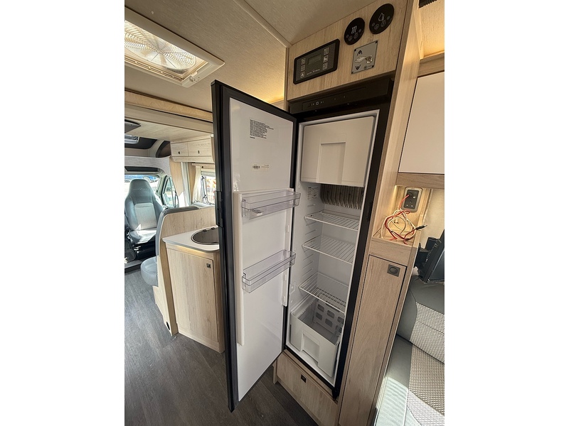 Ford AUTOTRAIL MOTORHOME F-72 AUTOTRAIL MOTORHOME F-72 - U2817