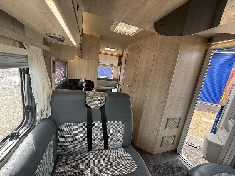 Ford AUTOTRAIL MOTORHOME F-72 AUTOTRAIL MOTORHOME F-72 - U2817