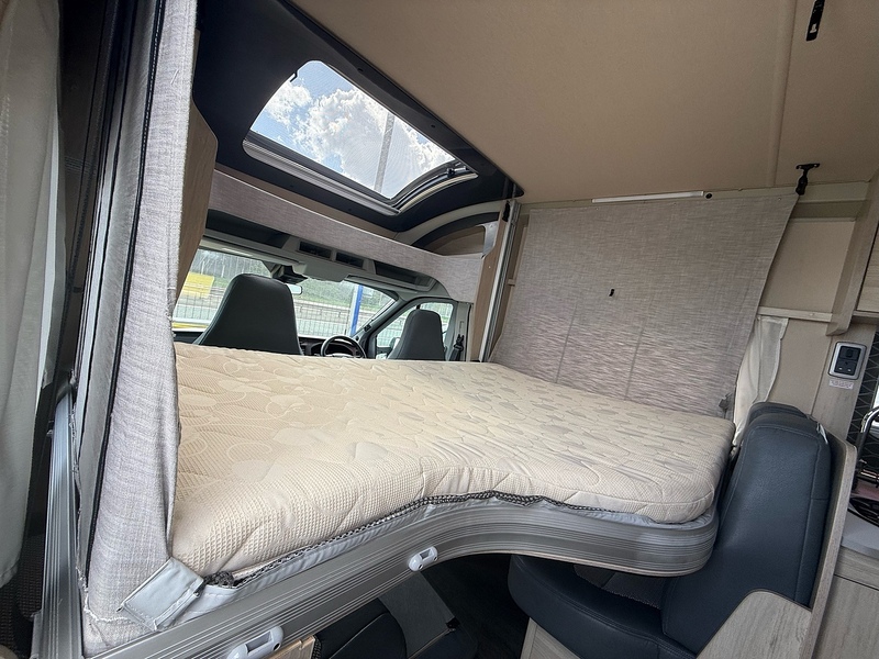 Ford AUTOTRAIL MOTORHOME F-72 AUTOTRAIL MOTORHOME F-72 - U2817
