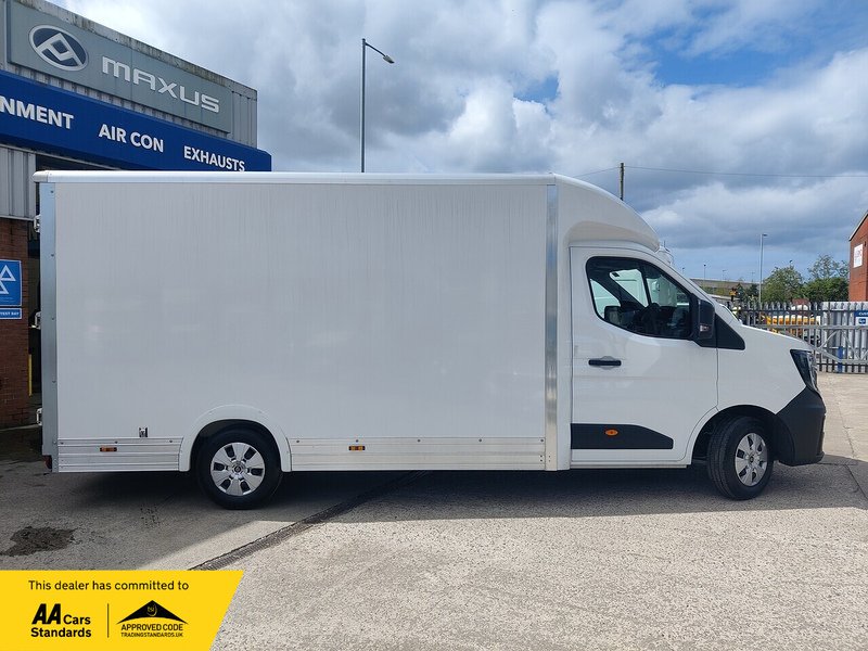 Renault Master FWD LL35DCI 150 ADVANCE LUTON LOW LOADER - U2823