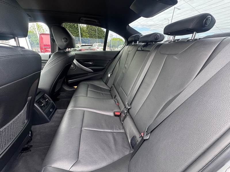 BMW 3 Series 330d BluePerformance M Sport - U2830