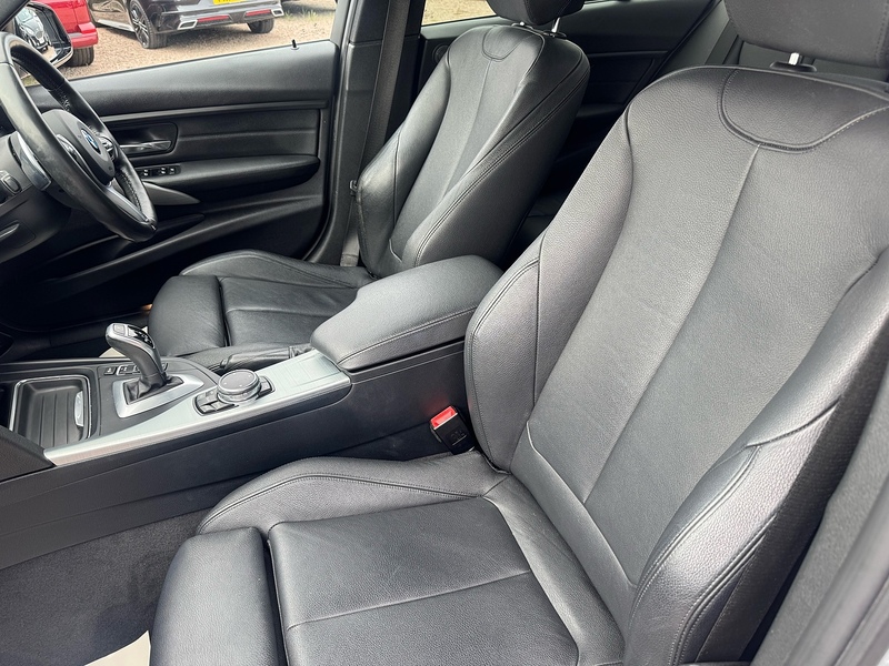 BMW 3 Series 330d BluePerformance M Sport - U2830