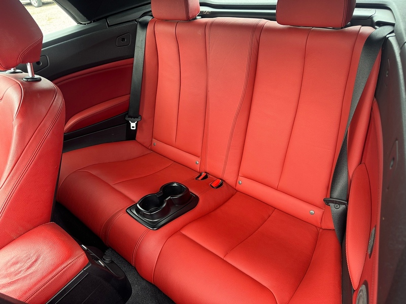 BMW 2 Series 220d M Sport - U2832