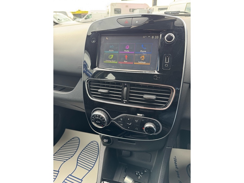 Renault Clio TCe Dynamique S Nav - U2833