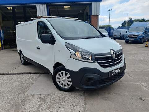 Renault Trafic 1.2 16V Dynamique MediaNav Hatchback 5dr Petrol Manual Euro 5 (75 ps)