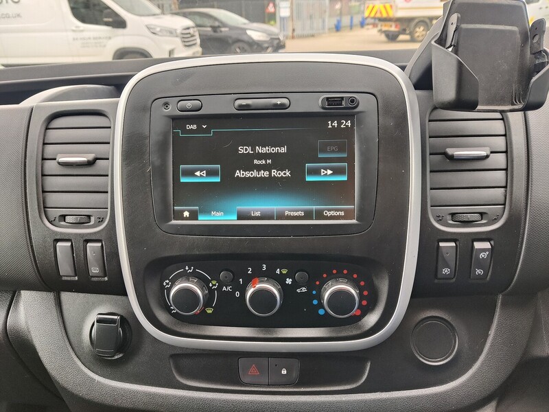 Renault Trafic dCi ENERGY 30 Business+ - U2840