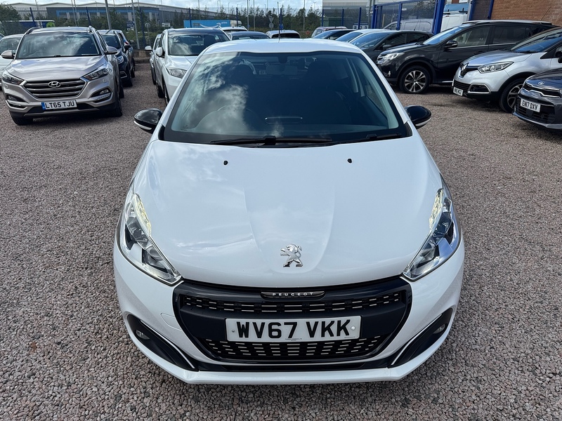 Peugeot 208 PureTech Black Edition - U2843
