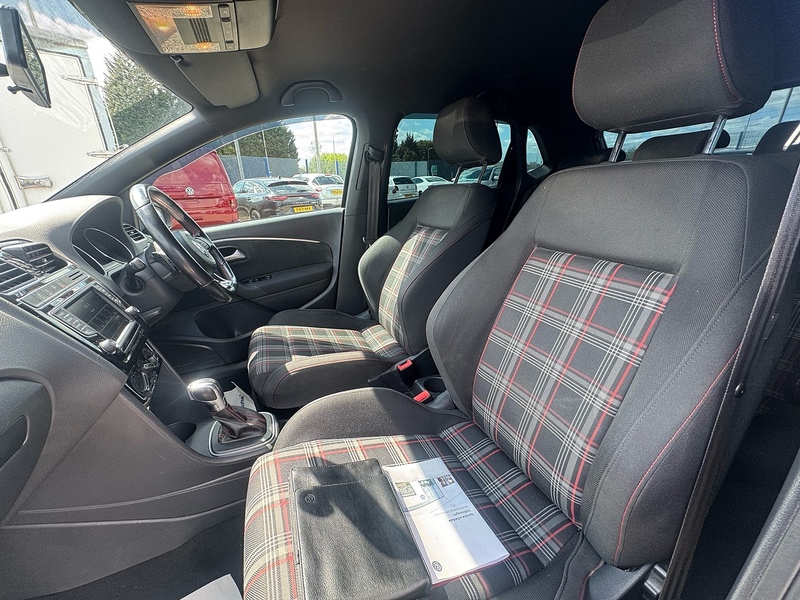 Volkswagen Polo TSI GTI - U2845