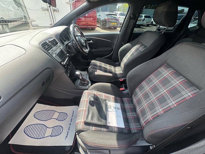 Volkswagen Polo TSI GTI - U2845