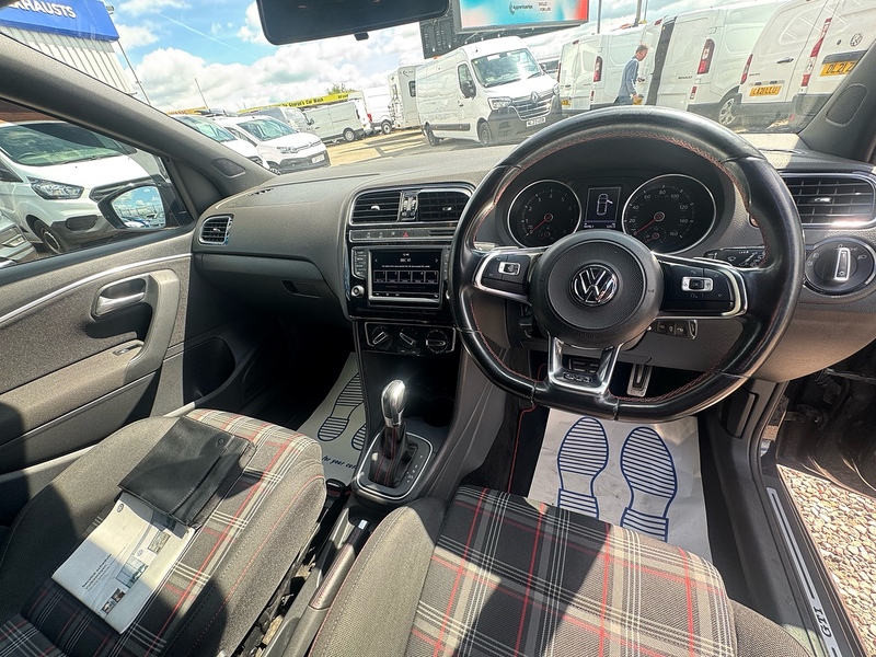 Volkswagen Polo TSI GTI - U2845