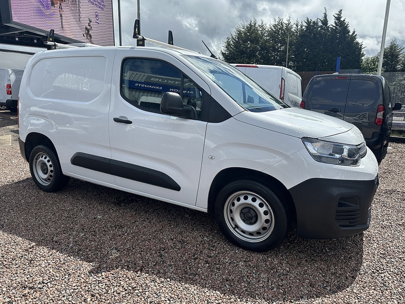 Citroen Berlingo BlueHDi 1000 Enterprise Edition M - U2869