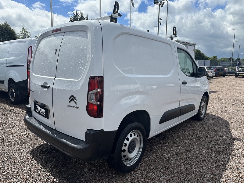Citroen Berlingo BlueHDi 1000 Enterprise Edition M - U2869