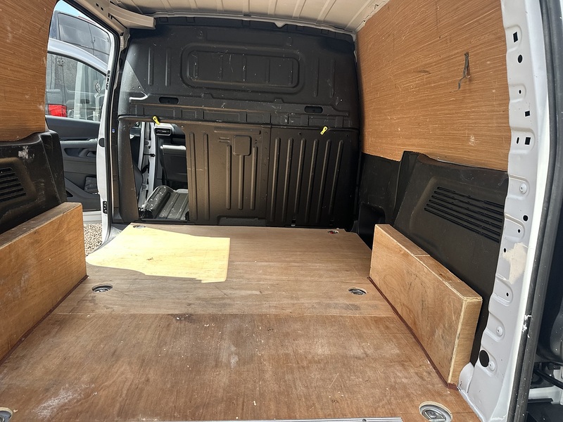Citroen Berlingo BlueHDi 1000 Enterprise Edition M - U2869