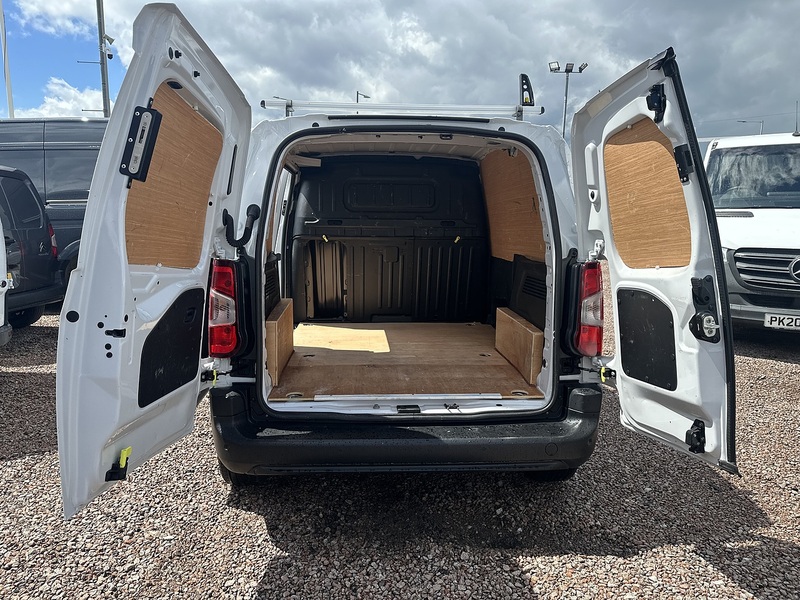 Citroen Berlingo BlueHDi 1000 Enterprise Edition M - U2869