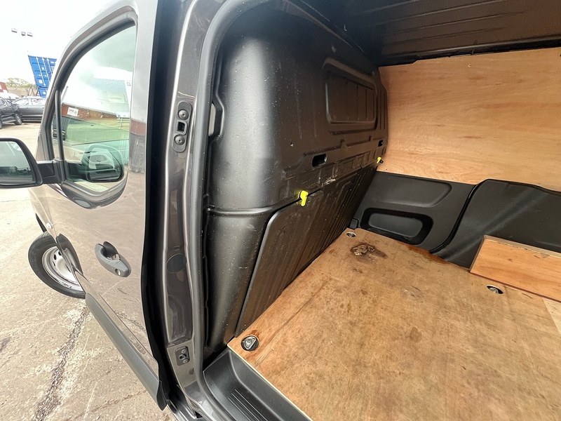 Citroen Berlingo BlueHDi 1000 Enterprise Edition M - U2870
