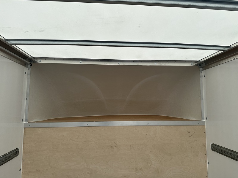 MAXUS Deliver 9 D20 Luton Tail Lift - U2880