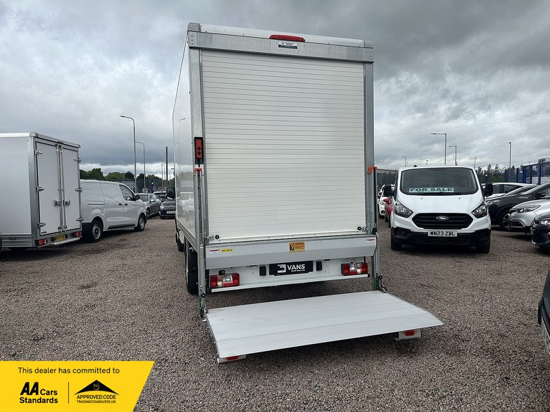 MAXUS Deliver 9 D20 Luton Tail Lift - U2880