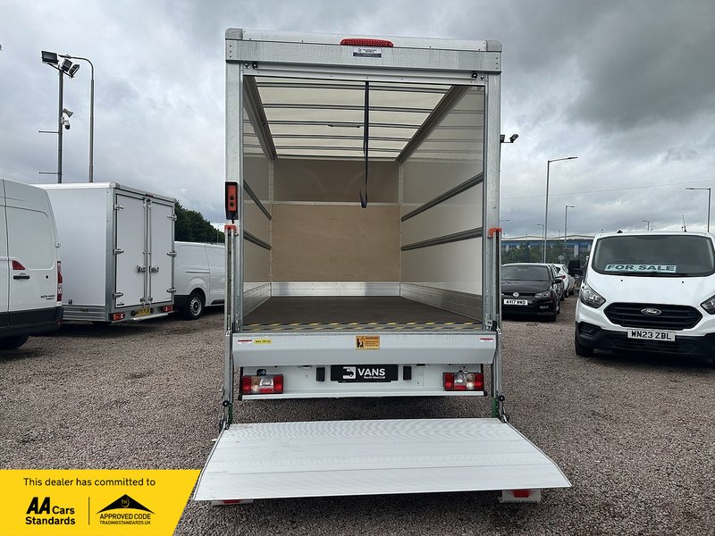 MAXUS Deliver 9 D20 Luton Tail Lift - U2880