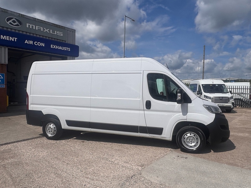 Vauxhall Movano CDTi 3500 BiTurbo Dynamic - U2885