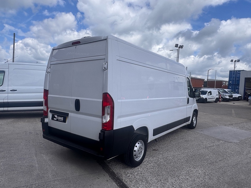 Vauxhall Movano CDTi 3500 BiTurbo Dynamic - U2885