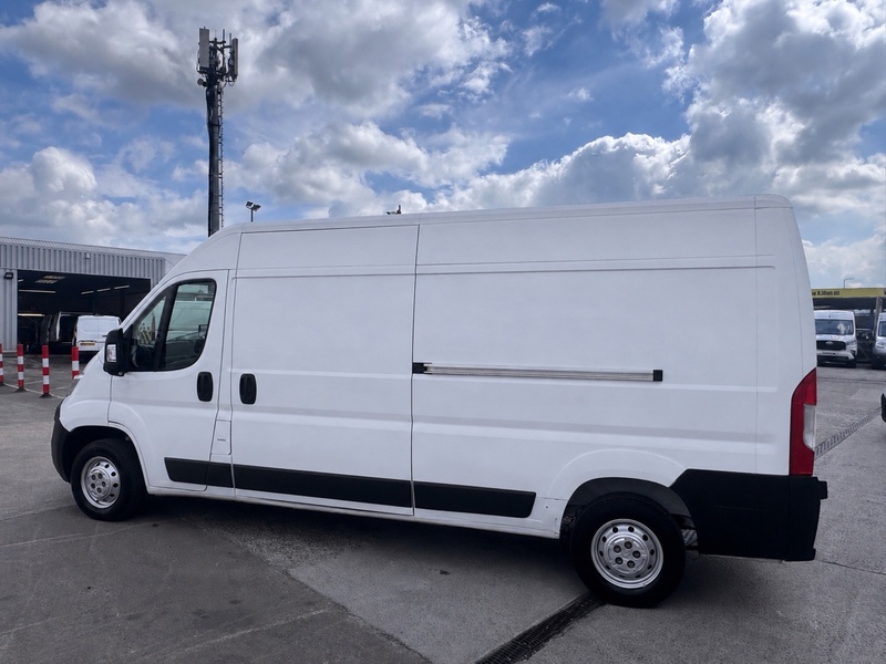 Vauxhall Movano CDTi 3500 BiTurbo Dynamic - U2885
