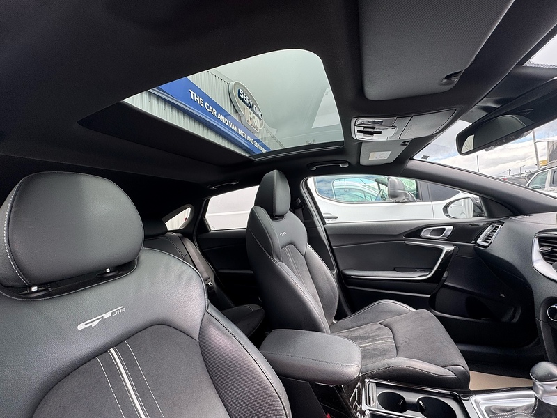Kia ProCeed T-GDi GT-Line S - U2914