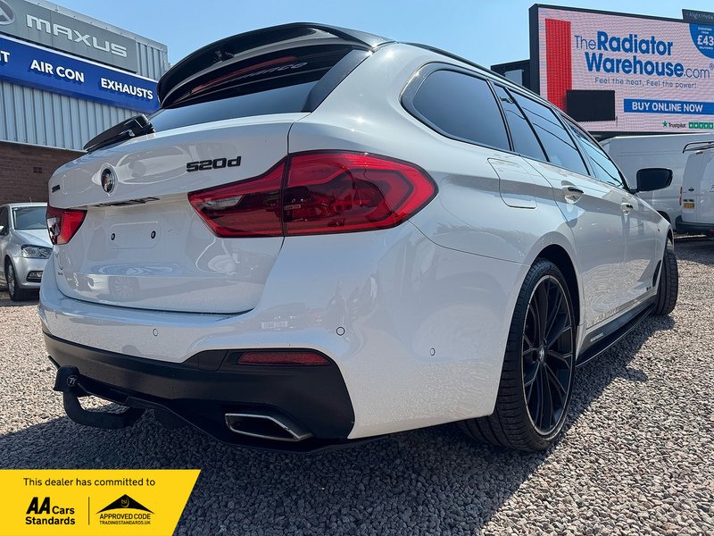 BMW 5 Series 520d M Sport - U2921