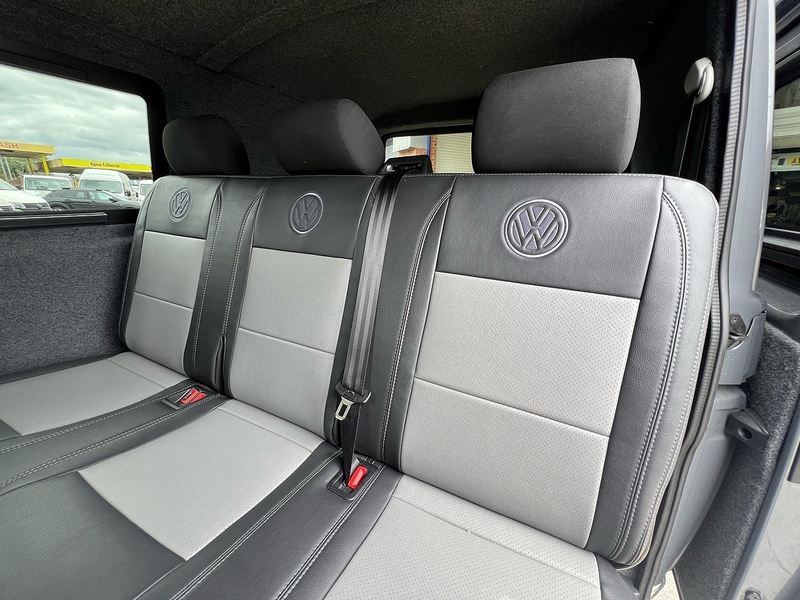 Volkswagen Transporter BiTDI T32 Highline - U2939