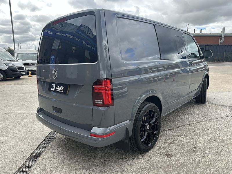 Volkswagen Transporter BiTDI T32 Highline - U2939