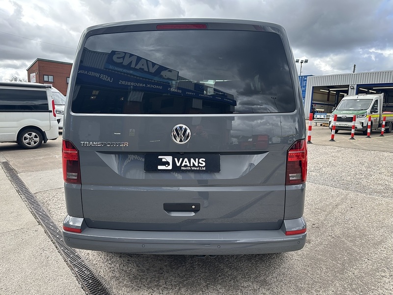 Volkswagen Transporter BiTDI T32 Highline - U2939