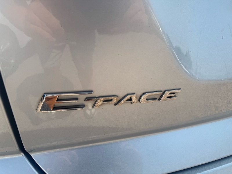 Jaguar E-PACE D240 R-Dynamic SE - U2944