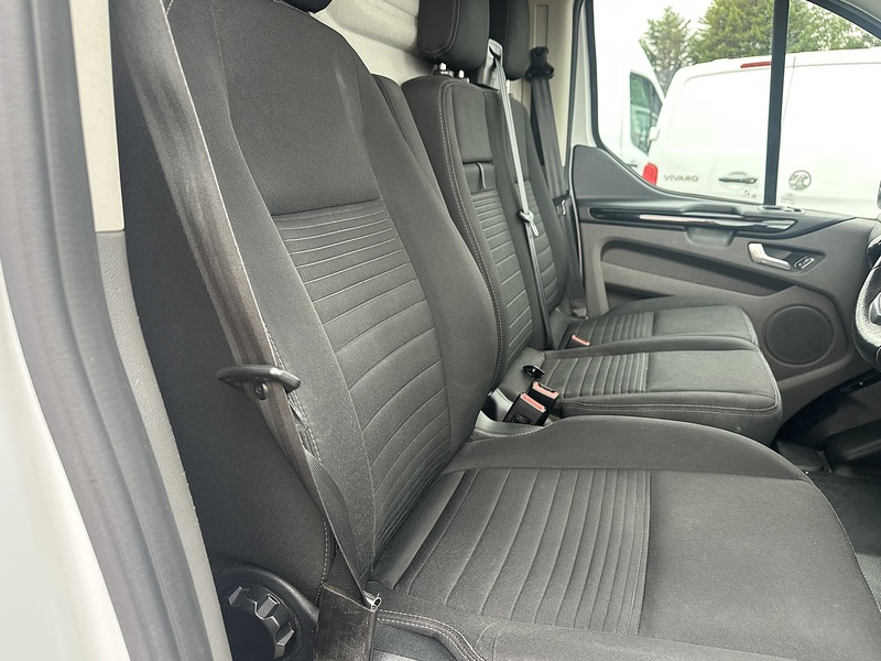 Ford Transit Custom 320 EcoBlue Limited - U2955