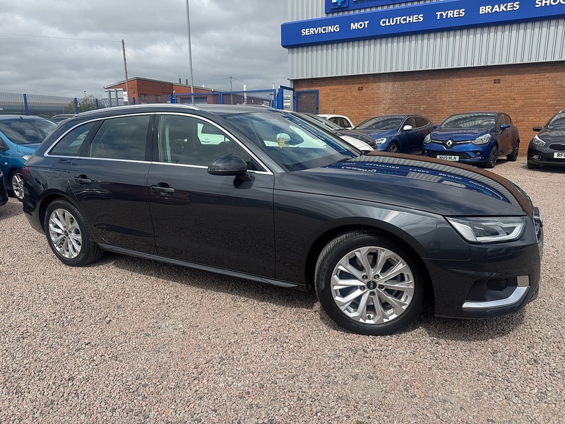 Audi A4 Avant TFSI Sport - U2957