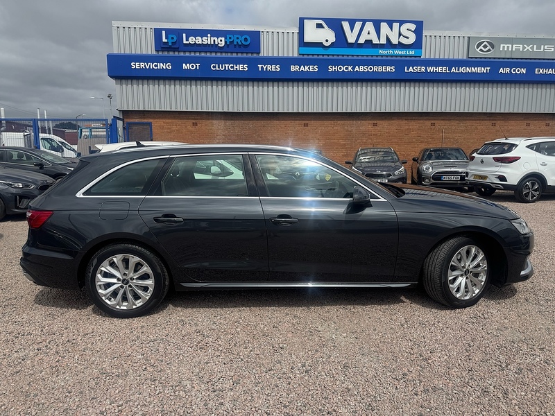 Audi A4 Avant TFSI Sport - U2957