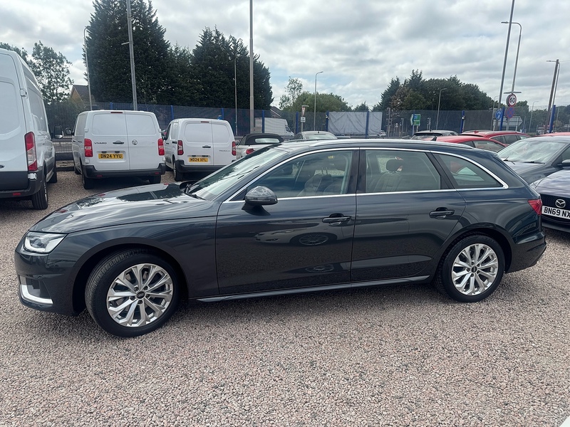 Audi A4 Avant TFSI Sport - U2957