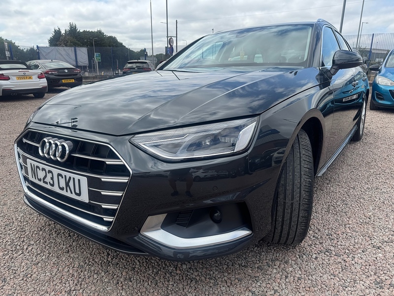 Audi A4 Avant TFSI Sport - U2957