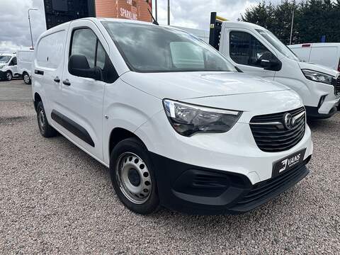 Vauxhall Combo 2.2 CDTi 3500 BiTurbo Prime Panel Van 5dr Diesel Manual FWD L3 H2 Euro 6 (s/s) (140 ps)