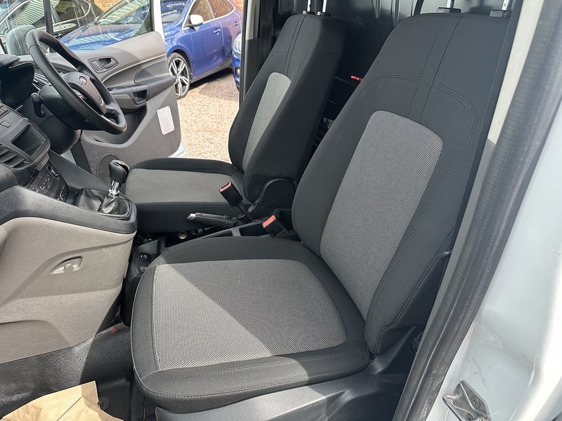 Ford Transit Connect 250 EcoBlue Leader - U2981